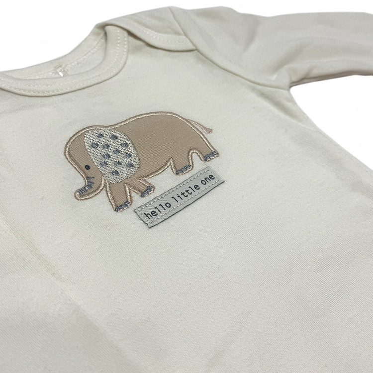 ست 4 تکه بادی و شلوار و کلاه و جوراب برند Rabbit Moon طرح فیل hello little one + همراه با بگ اختصاصی